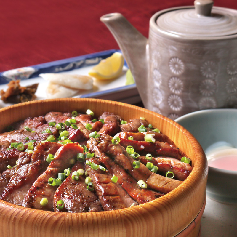 仙台の旨いもん を満載した宝船のような店内で地物を味わい尽くす 国道メシ